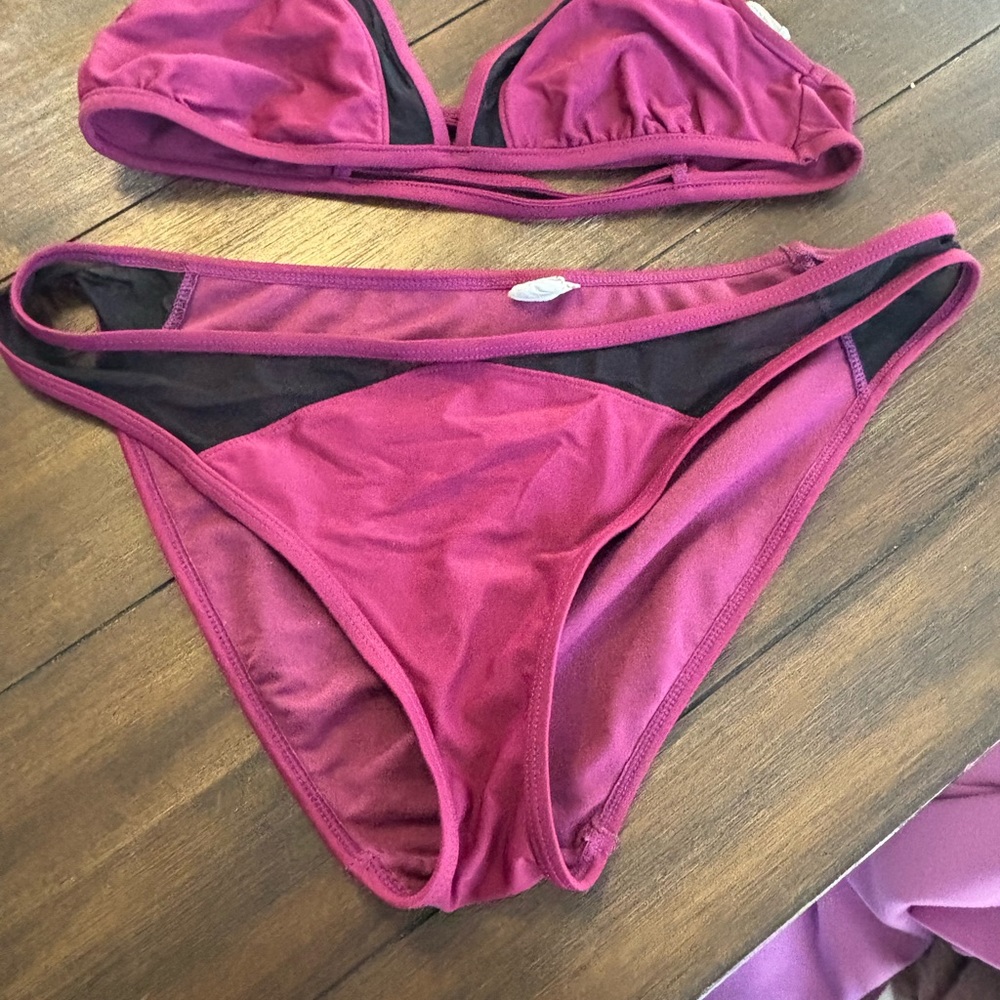 2 pc bikini - Picture 8 of 9